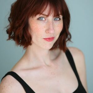 kelly headshot